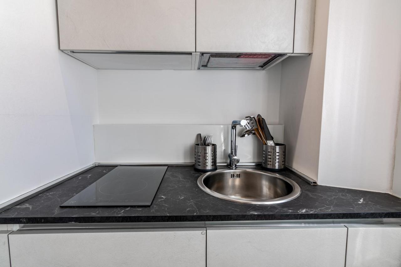 Farini 36 Monumentale District 2Pax Wifi Apartment Милано Екстериор снимка